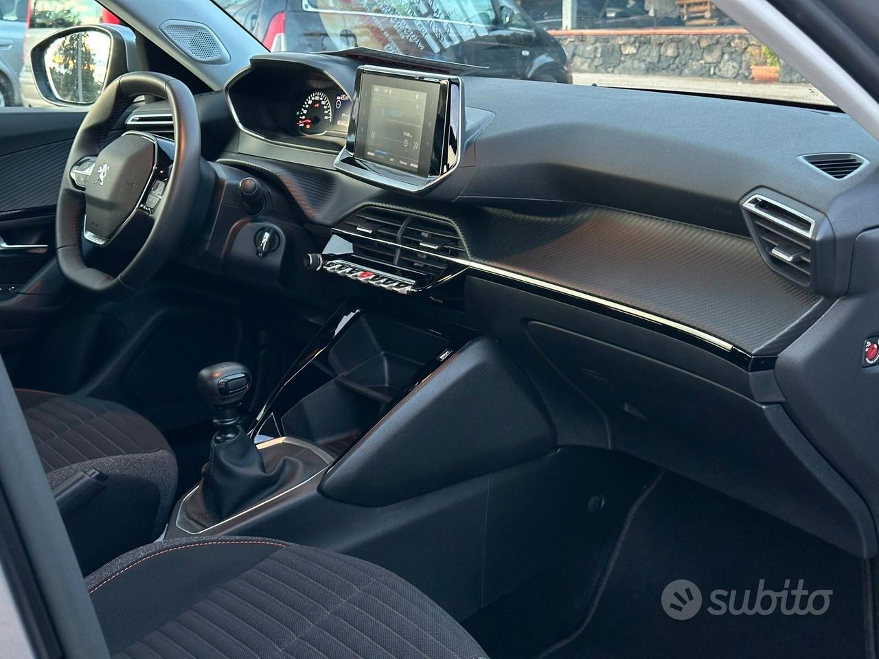 Peugeot 2008 BlueHDi 110 S&S Allure Solo 16.00km
