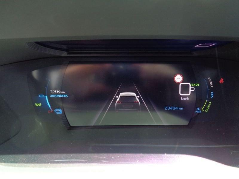 Peugeot 2008 motore elettrico 136 CV Allure Pack