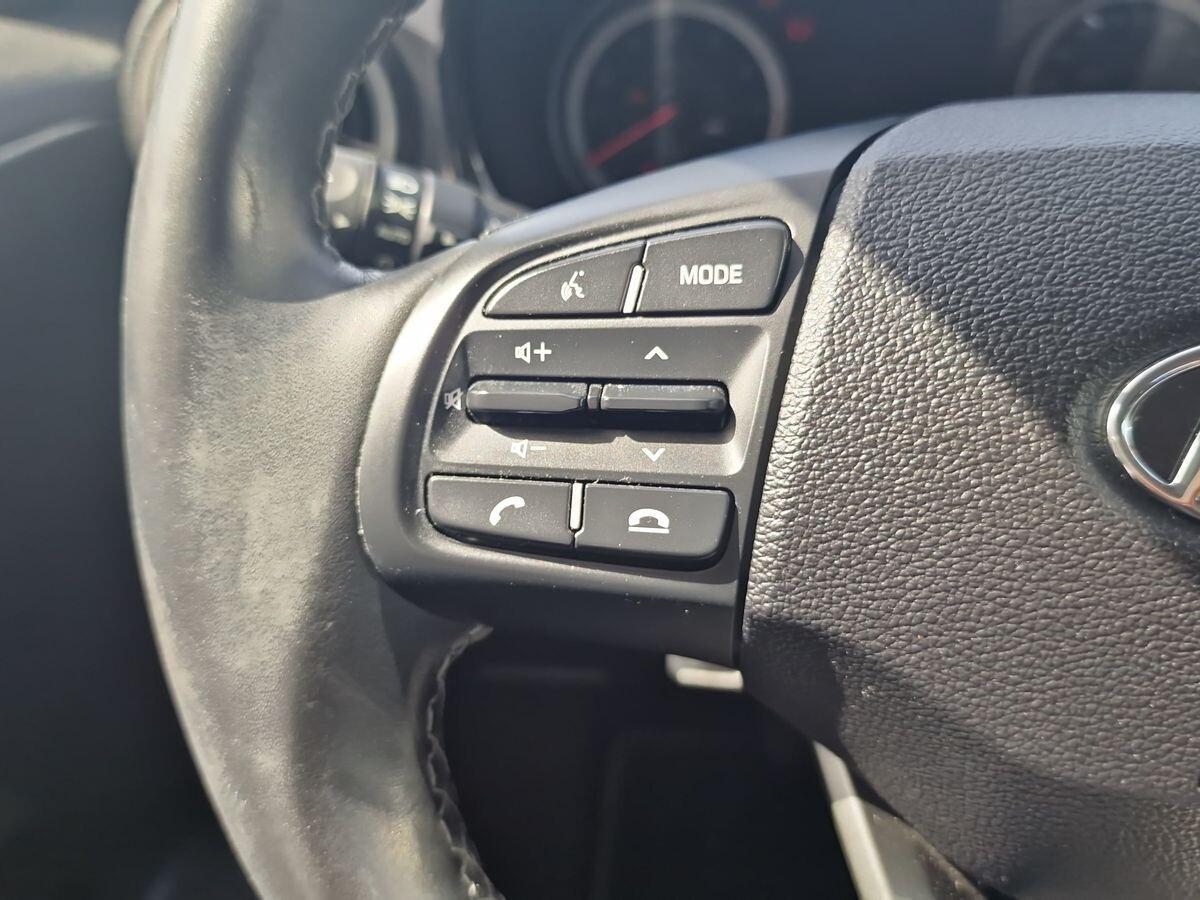 HYUNDAI I10 1.0 C/A TECH + CONNECTLINE