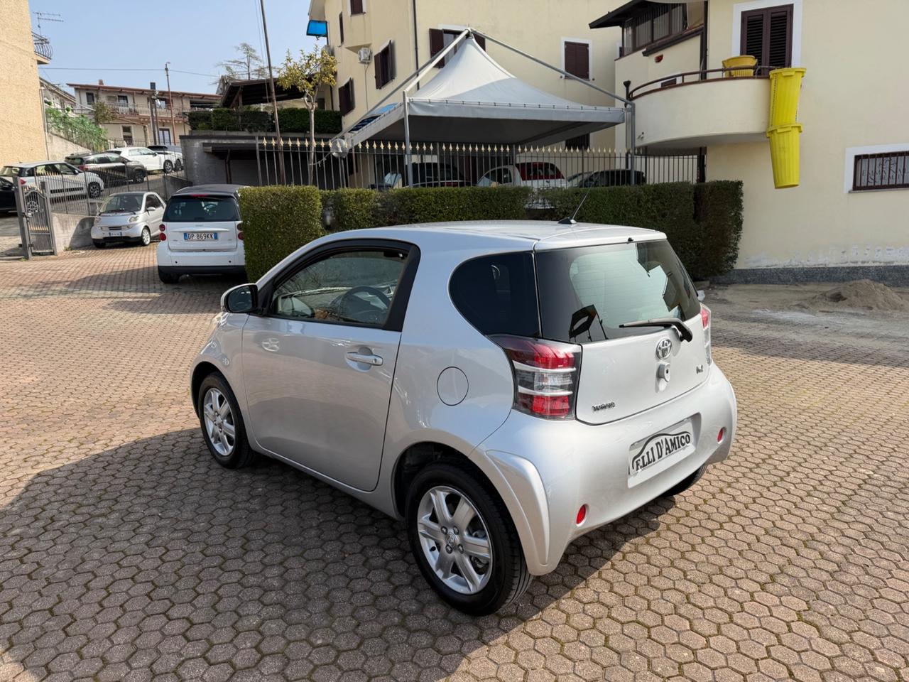 Toyota iQ 1.0