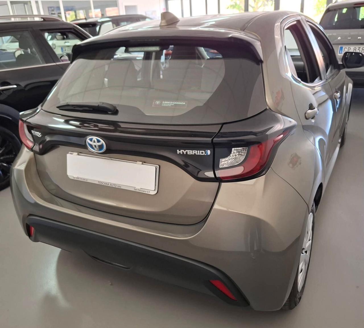 Toyota Yaris 1.5 full Hybrid 5 porte