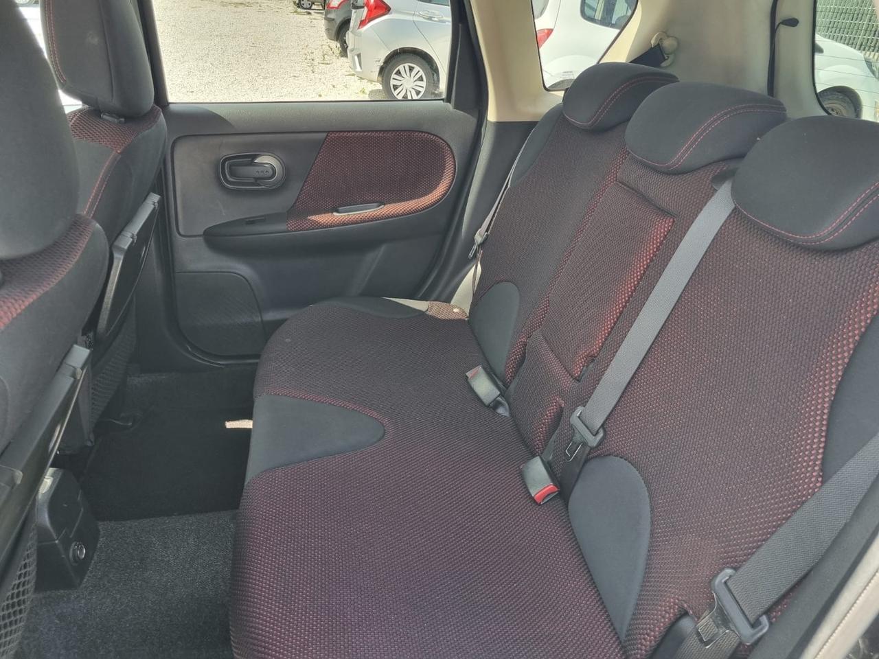 Nissan Note 1.5 dCi 86CV Tekna