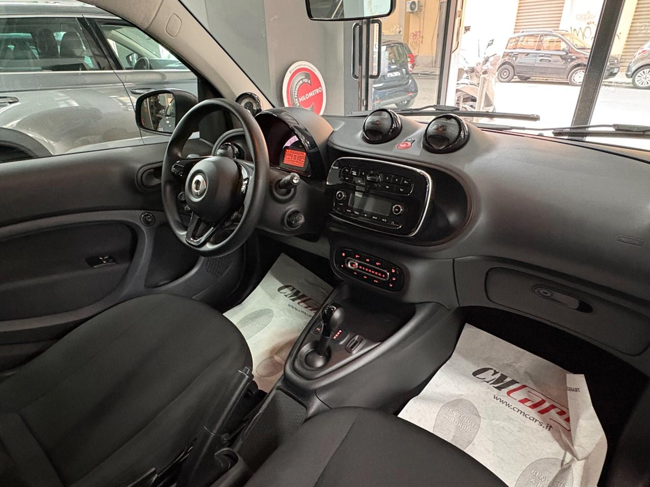 smart forTwo EQ Pure 22kW ITALIANA