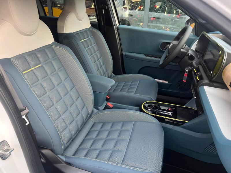 Fiat Grande Panda 1.2 hybrid La Prima 110cv edct