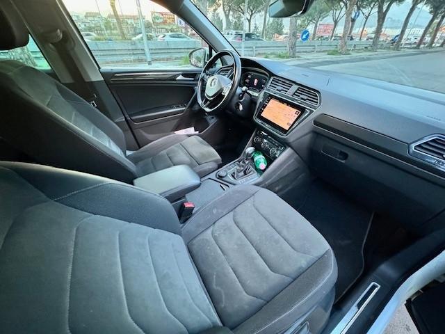 Volkswagen Tiguan 2.0 TDI SCR DSG 4MOTION Business BMT