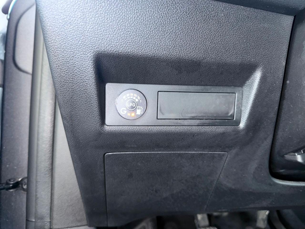 Renault Captur TCe 100 CV GPL Techno