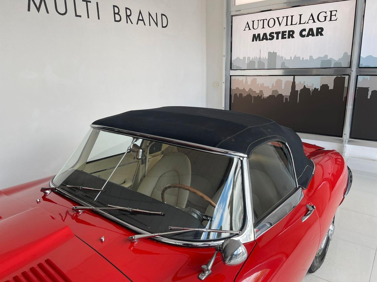 Jaguar E-Type Cabrio da 265 Cv