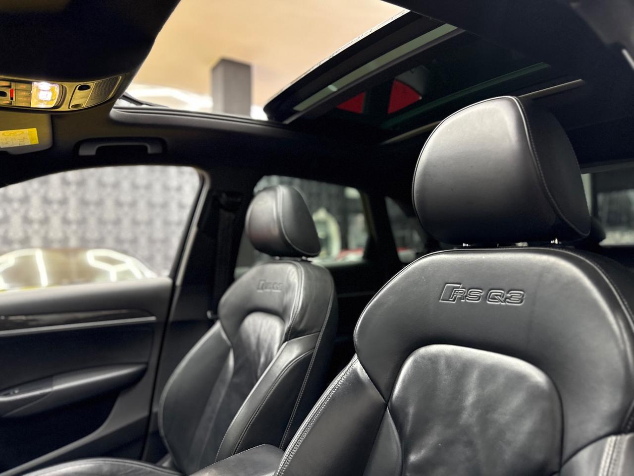 Audi Q3 RS 2.5 TFSI quattro S tronic