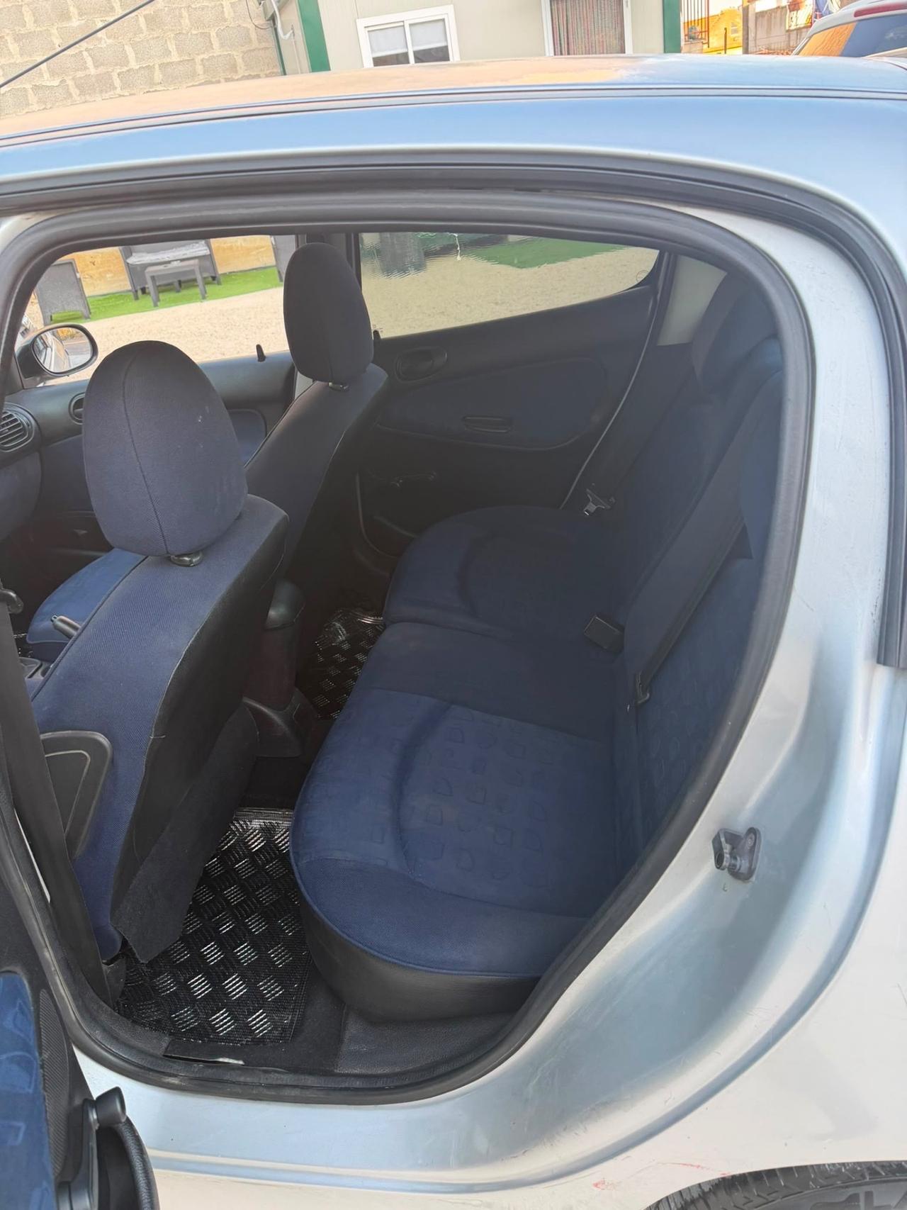 Peugeot 206 1.4 HDi 5p. ONE Line