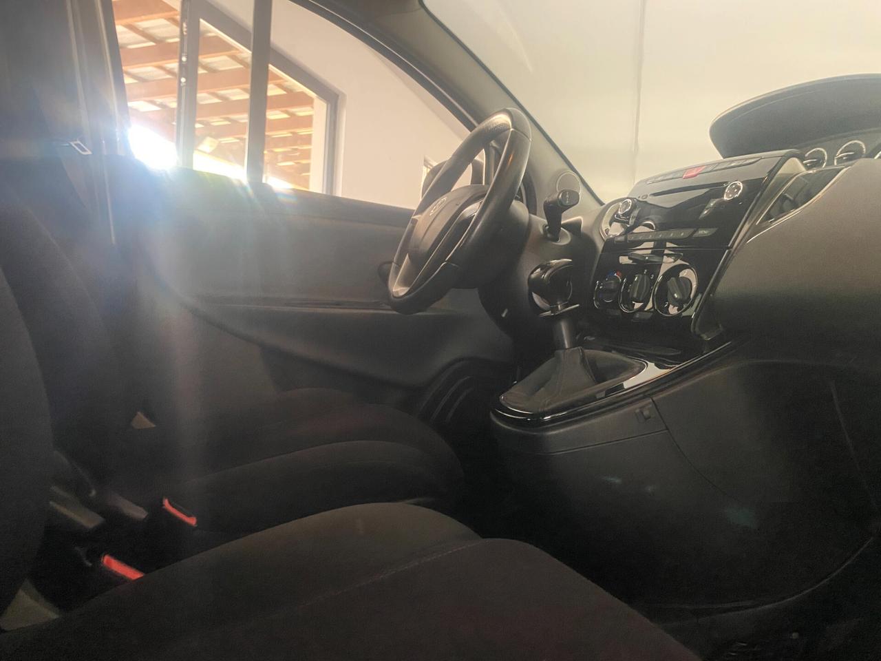 Lancia Ypsilon 1.2 69 CV 5 porte Platinum