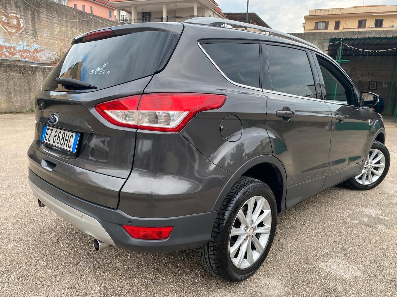 Ford Kuga 2.0 TDCI 120 CV full opt nuova 2015