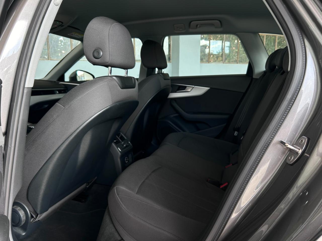 Audi A4 Avant 35 TDI 163 CV S tronic Business Advanced FARI MATRIX, VIRTUAL COCKPIT