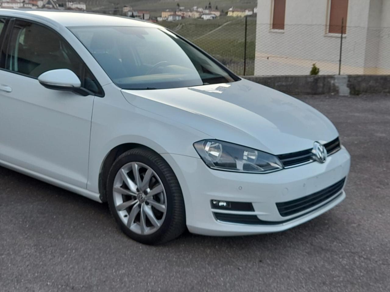 Volkswagen Golf 7 1.6 TDI Highline BlueMotion