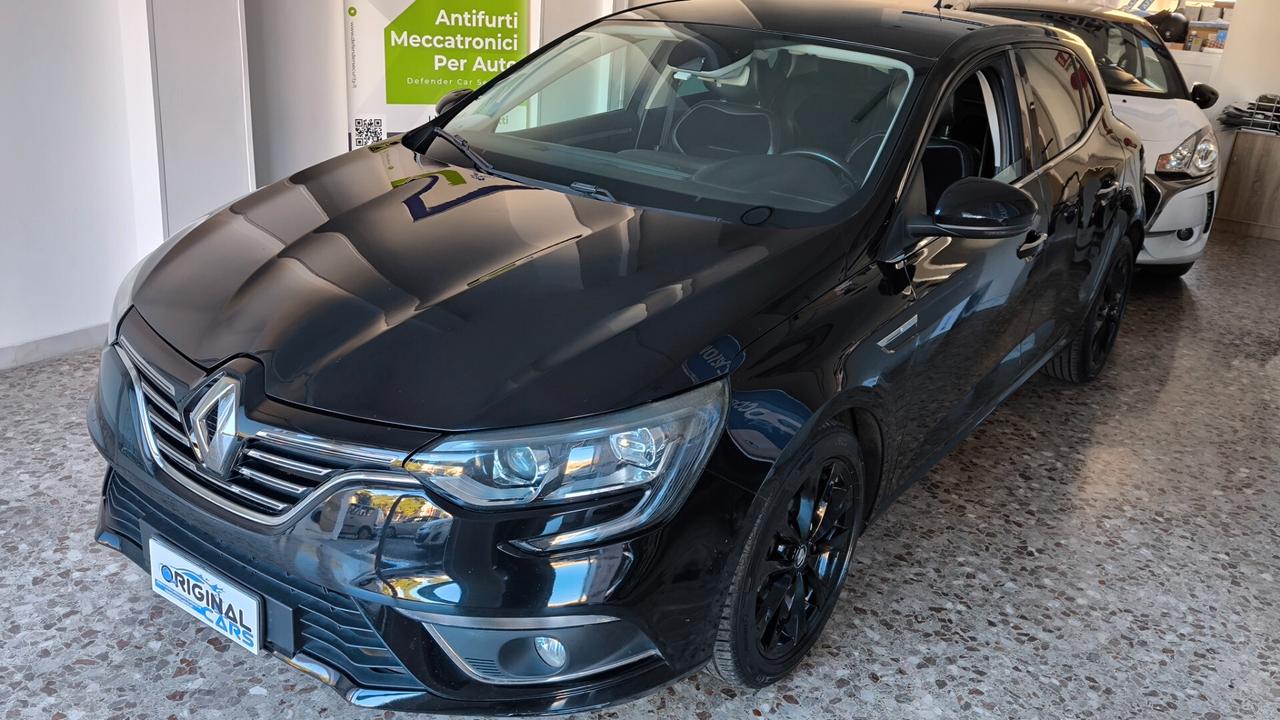 Renault Megane Mégane dCi 8V 110 CV EDC Energy Bose