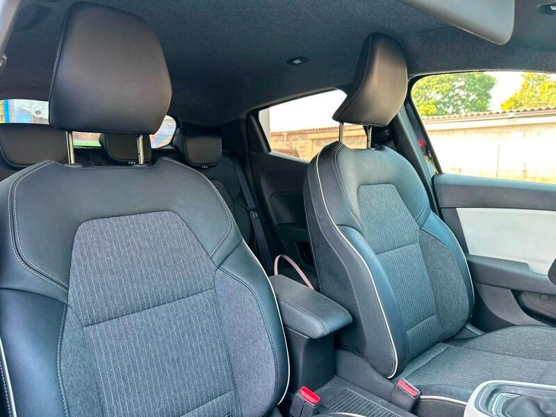RENAULT Clio 5ª serie Clio Full Hybrid E-Tech ...