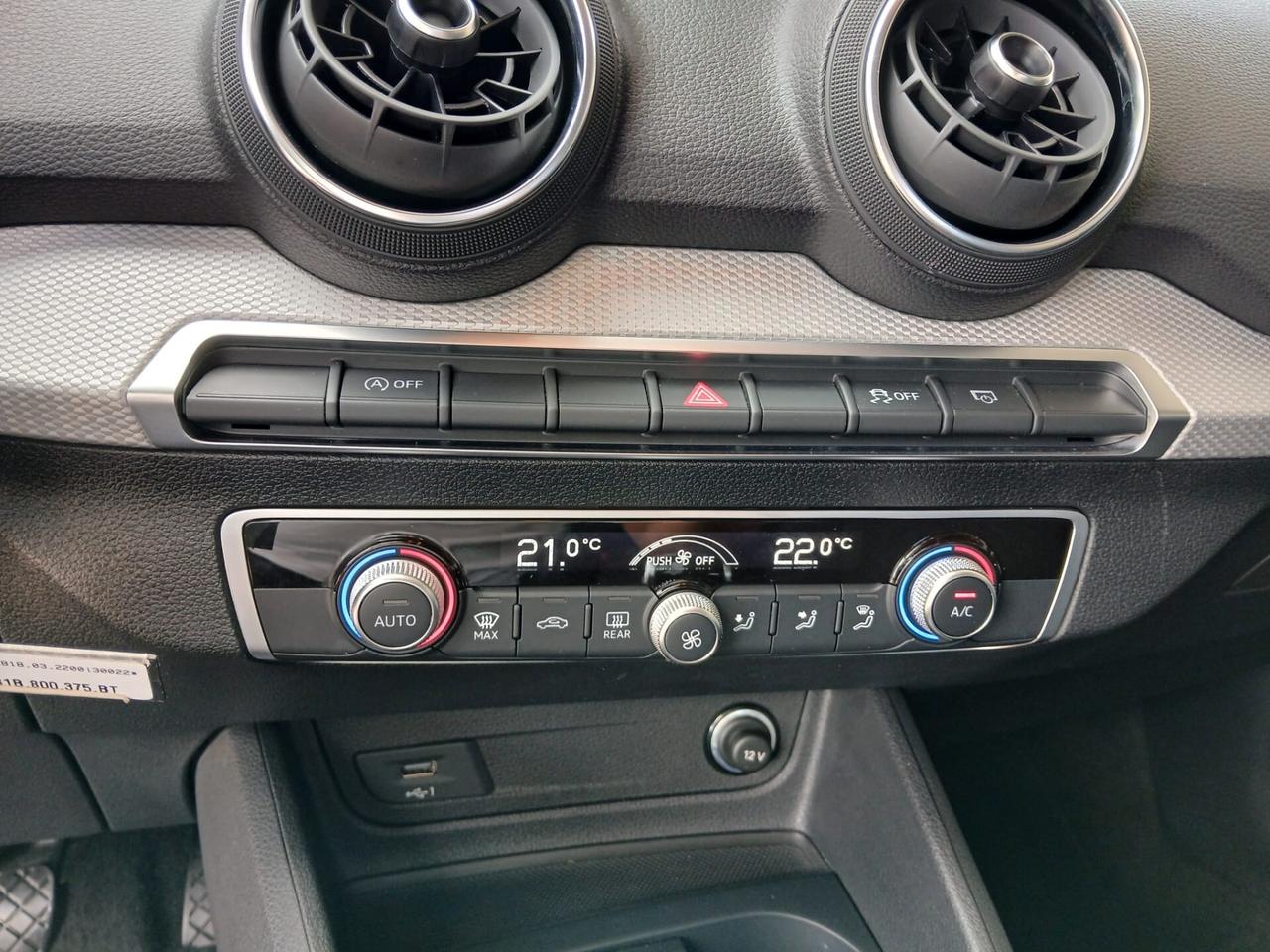 Audi Q2 30 TFSI Business
