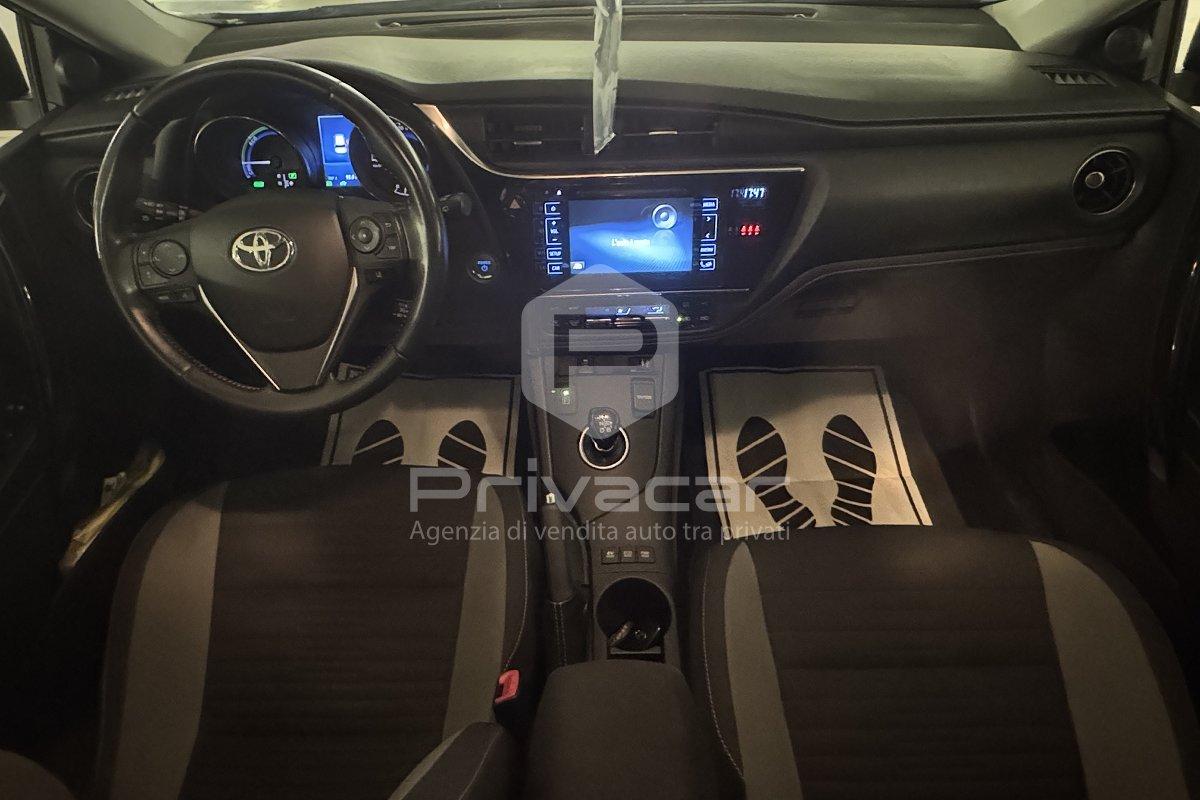 TOYOTA Auris 1.8 Hybrid Lounge
