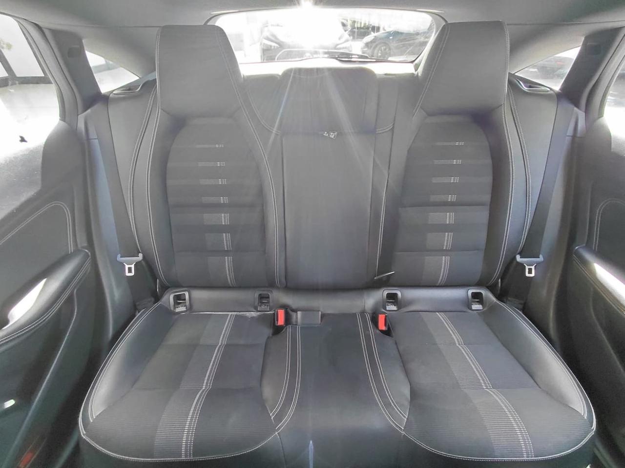 Mercedes-Benz CLA 180 Executive Shooting Br #11009