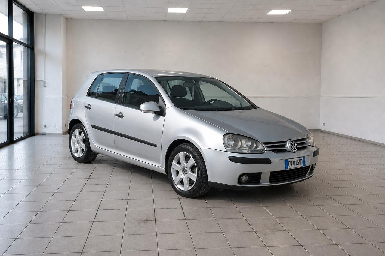 Volkswagen Golf 2.0 16V TDI 5p. Comfortline NEOPATENTATI OCCASIONE