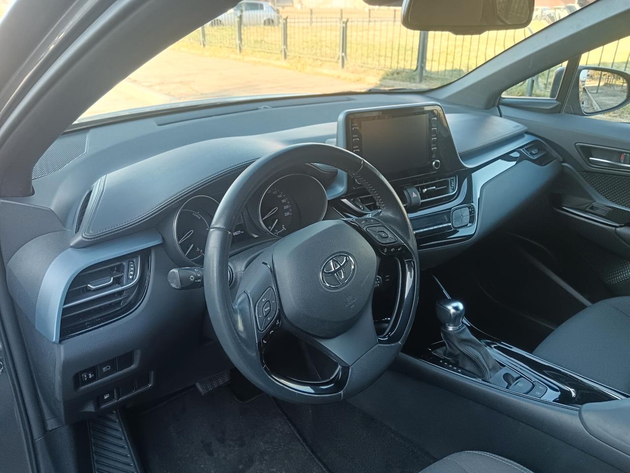 Toyota C-HR 2.0 Hybrid NO FINANZIAMENTO