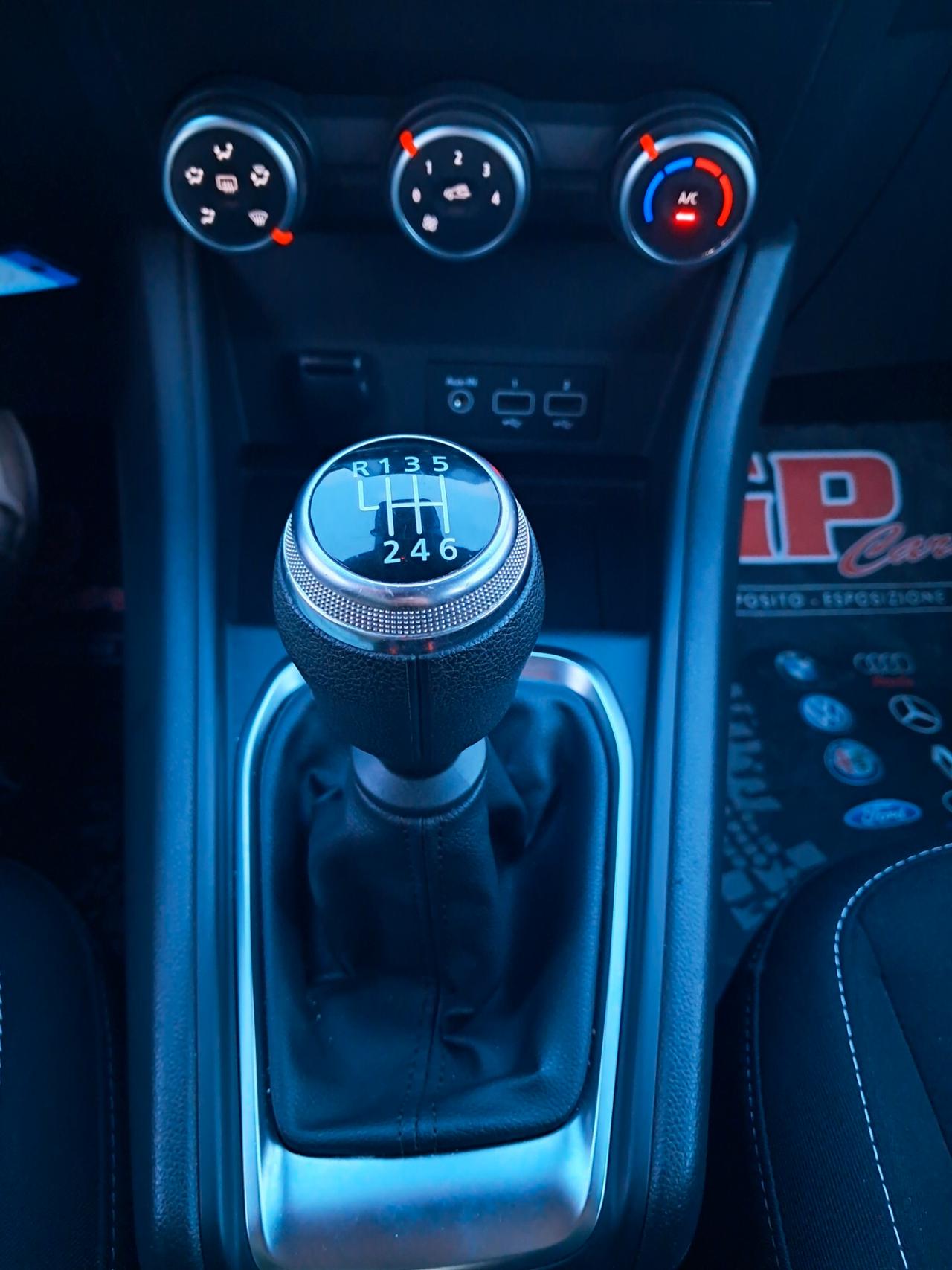 Renault CAPTUR 1.5 DCI 115CV-FULL LED*NAVI*RADAR