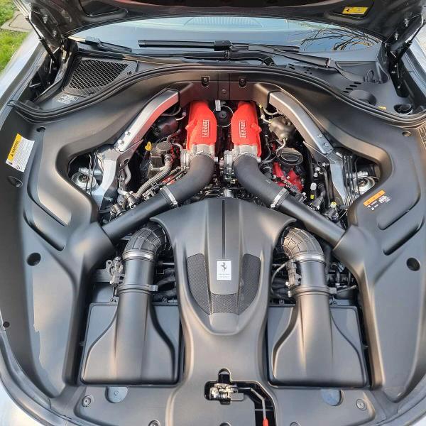 Ferrari Roma Spider 3.9 F1 dct