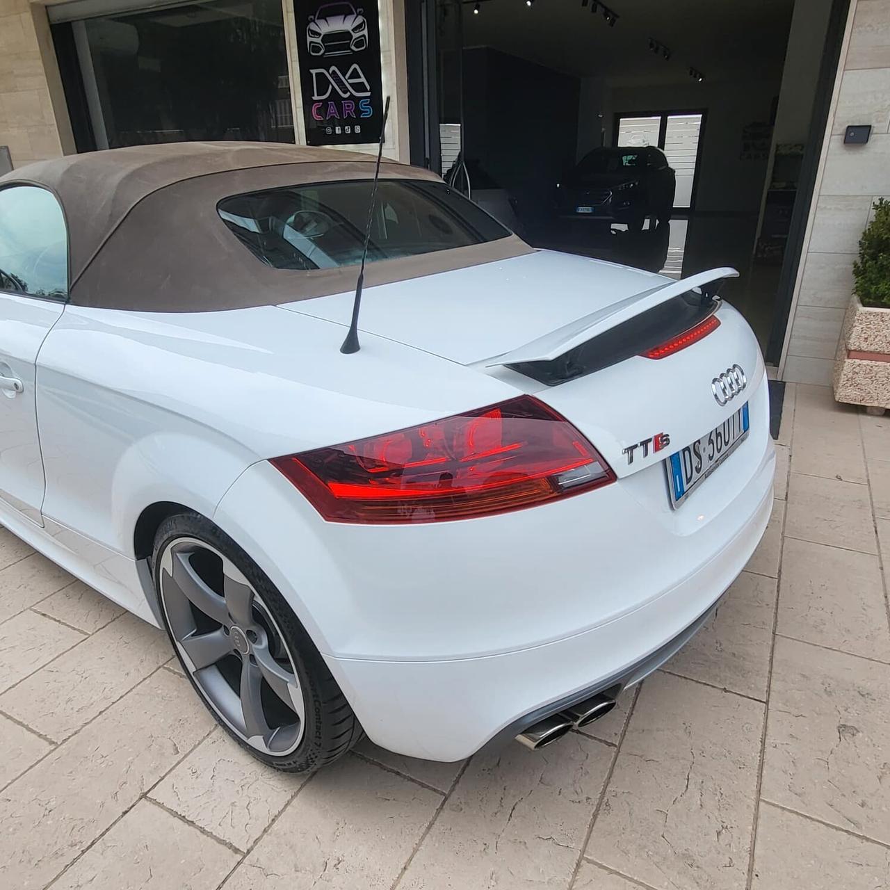 Audi TT TTS Roadster 2.0 272 CV TFSI quattro S tronic