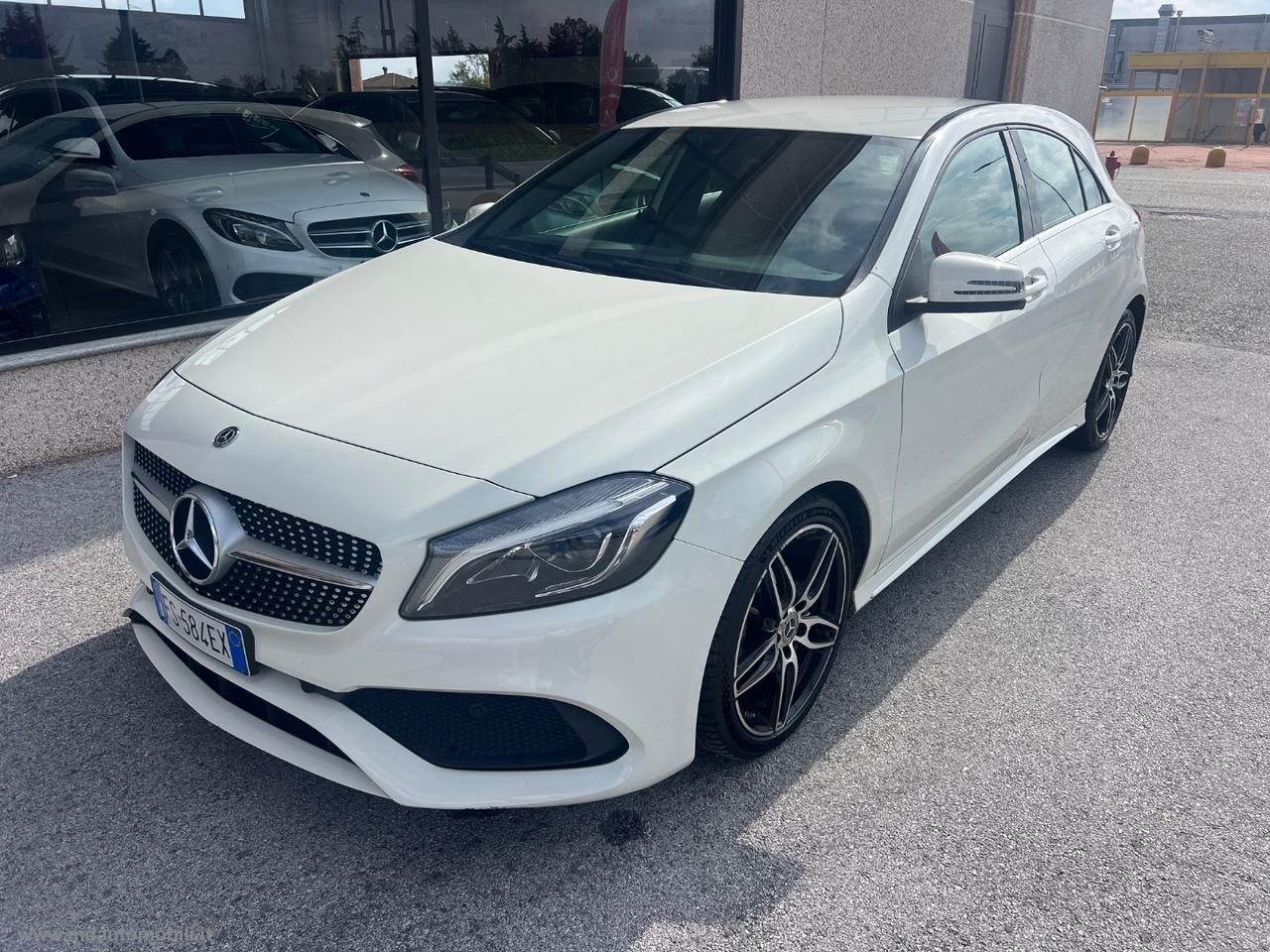 MERCEDES-BENZ A 180 d Premium PACK AMG