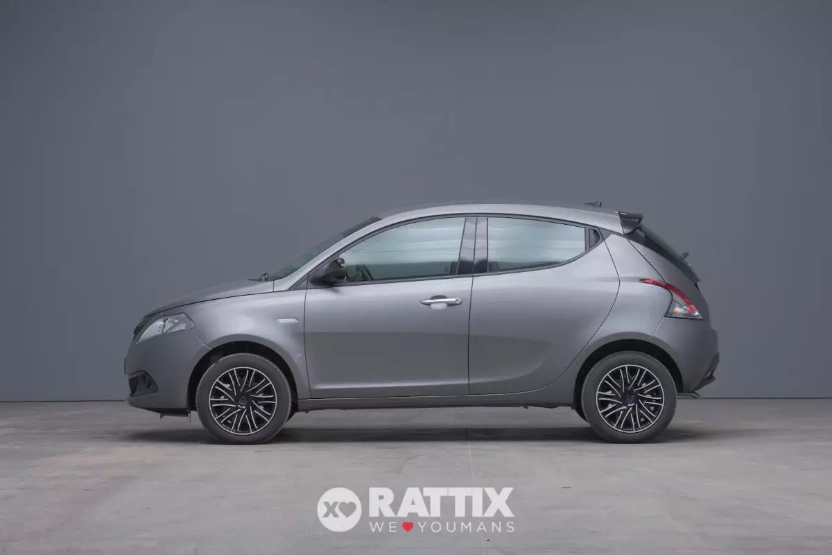 Lancia Ypsilon 1.0 Firefly Hybrid 70CV Oro