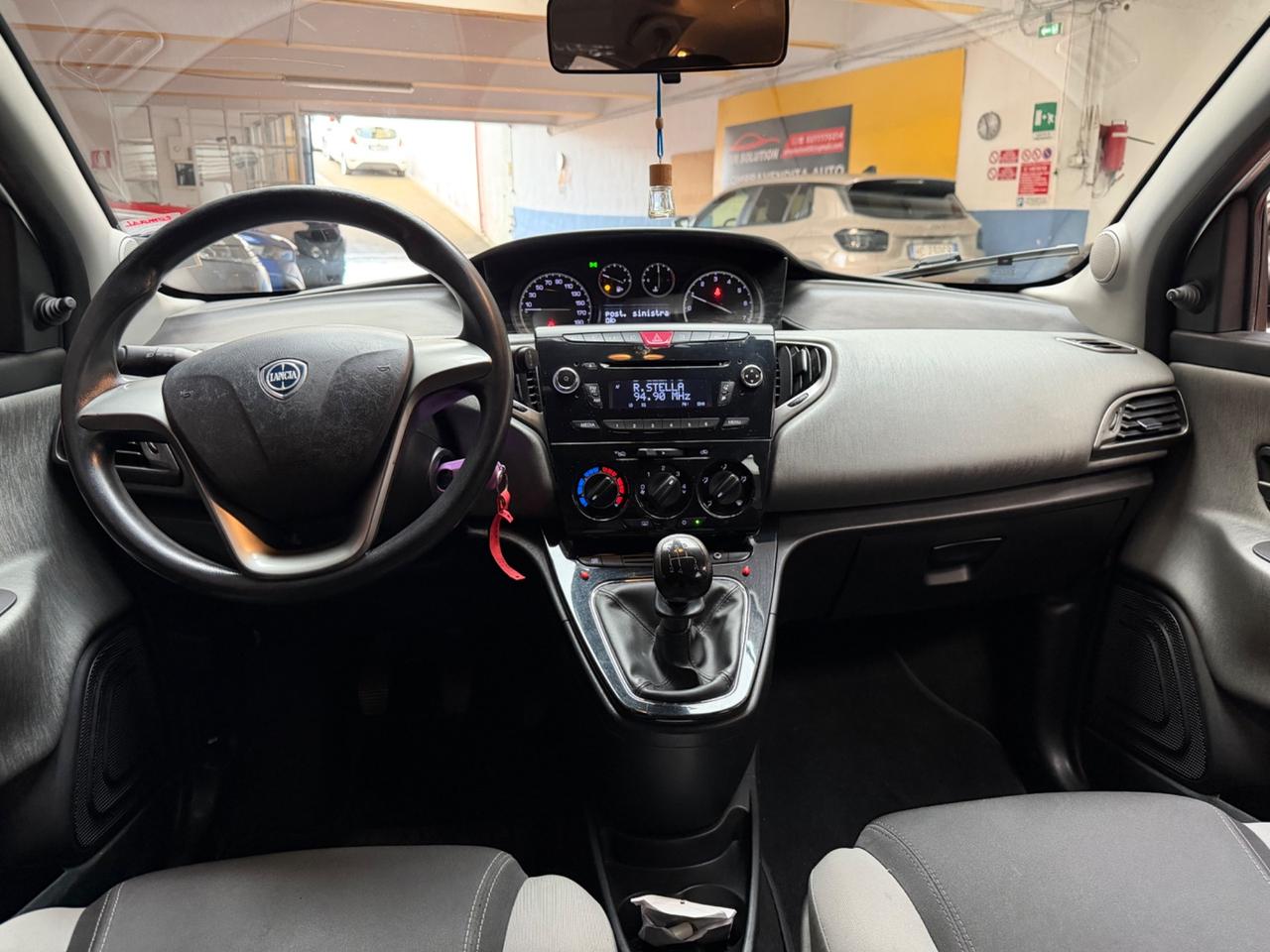Lancia Ypsilon 1.2 Neopatentati Euro 6