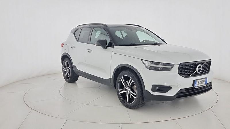 Volvo XC40 T5 Recharge Plug-in Hybrid R-design