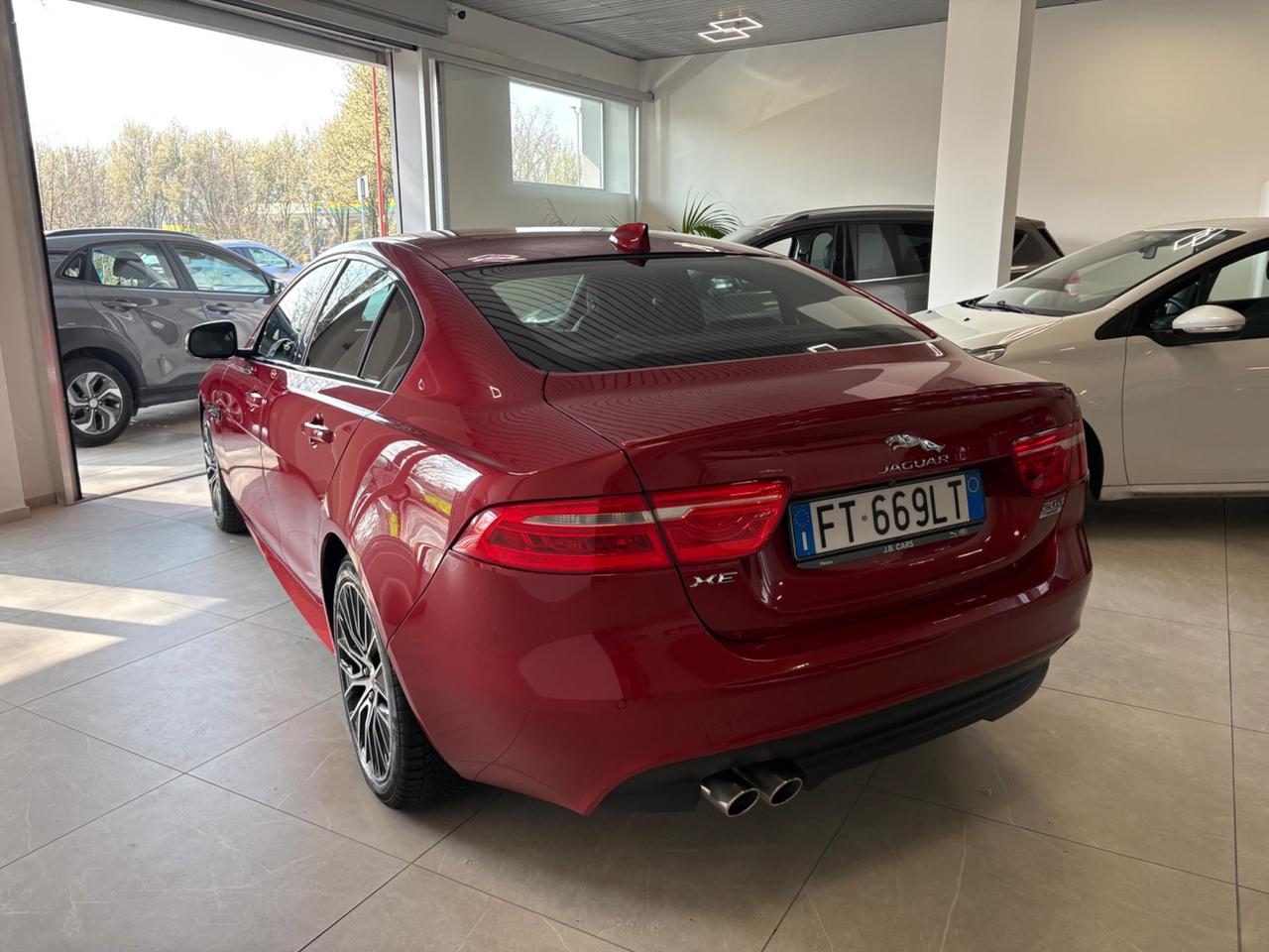 Jaguar XE 2.0 D 180 CV AWD aut. Landmark Edition