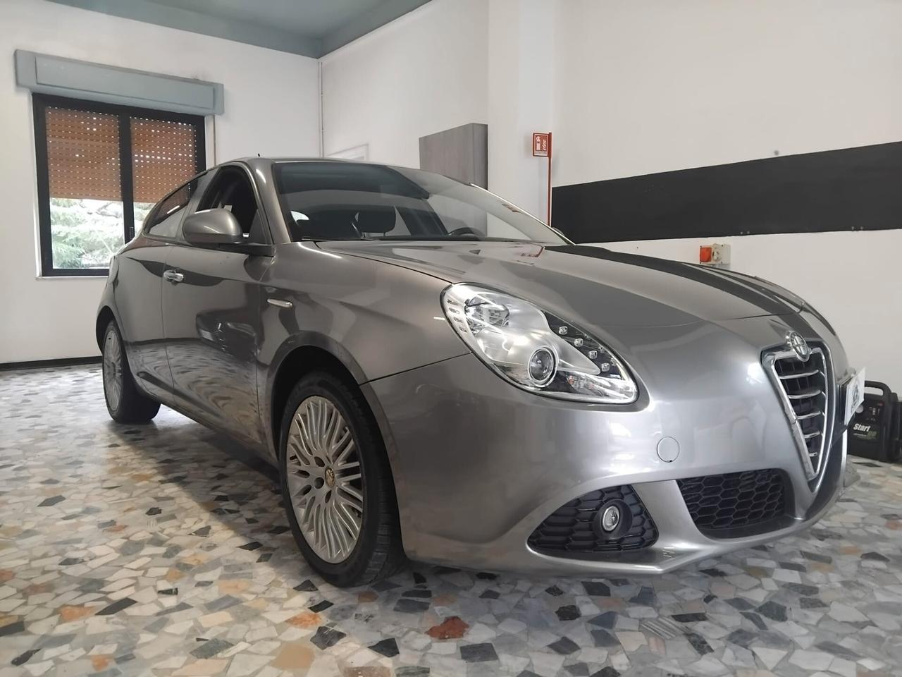 Alfa Romeo Giulietta 1.6 JTDm-2 105 CV Exclusive