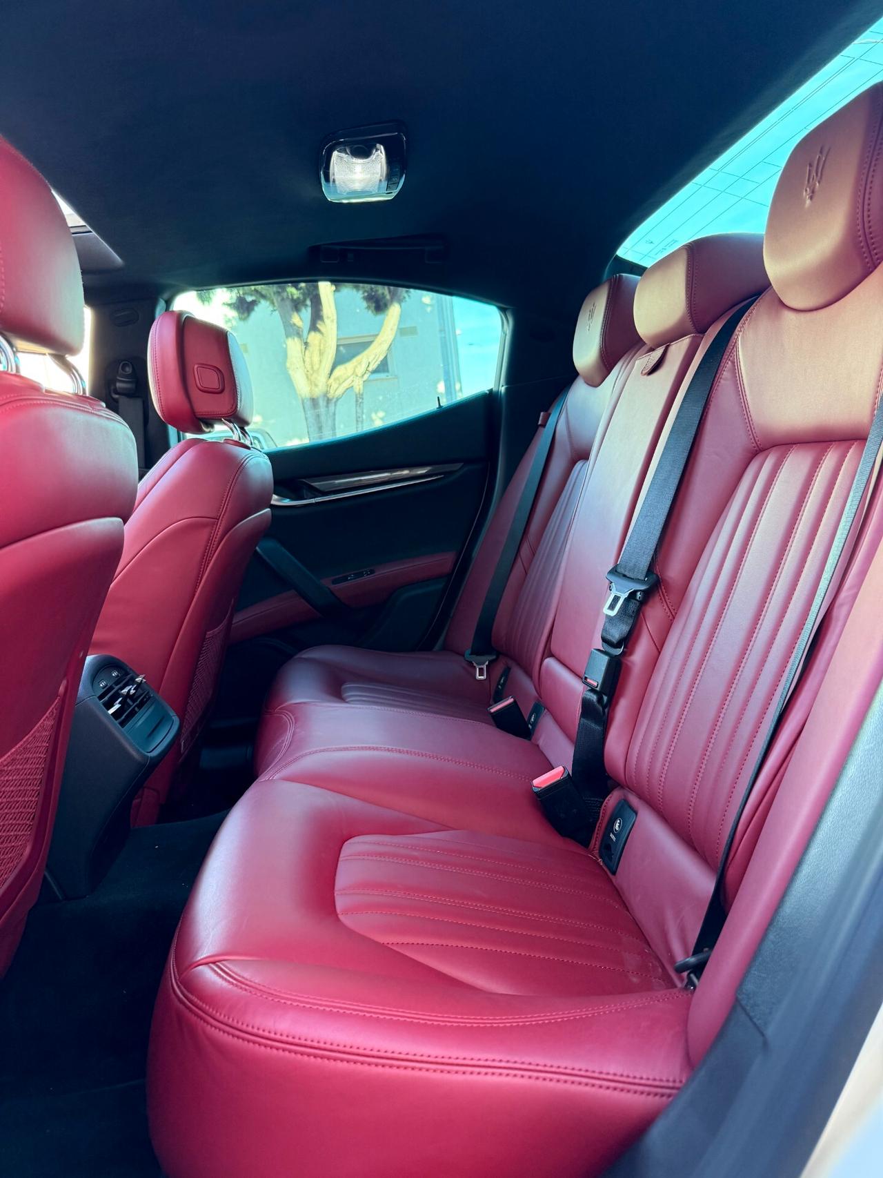 Maserati Ghibli 3.0 V6 bt S Q4 410cv auto E6 TETTO APRIBILE,TELECAMERA,PELLE CARTIER,NAVI,km certificati