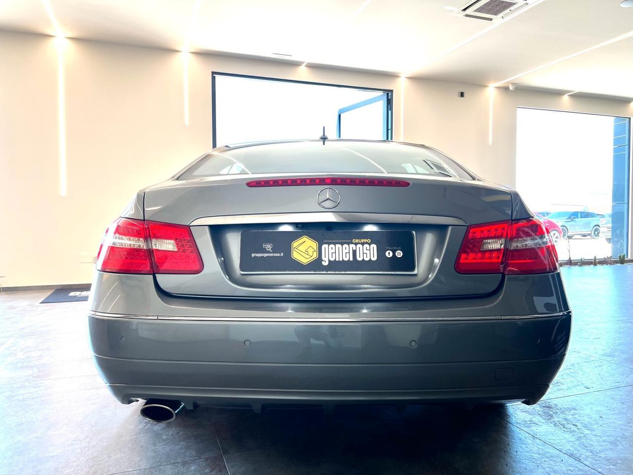 Mercedes-benz E 220 CDI Coupé BlueEFFICIENCY Executive