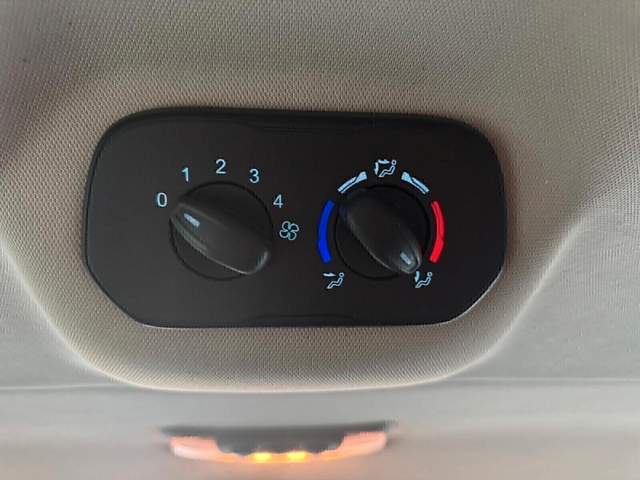 Ford Tourneo Custom Tourneo Custom 310 2.0 TDCi 170CV PC Titanium