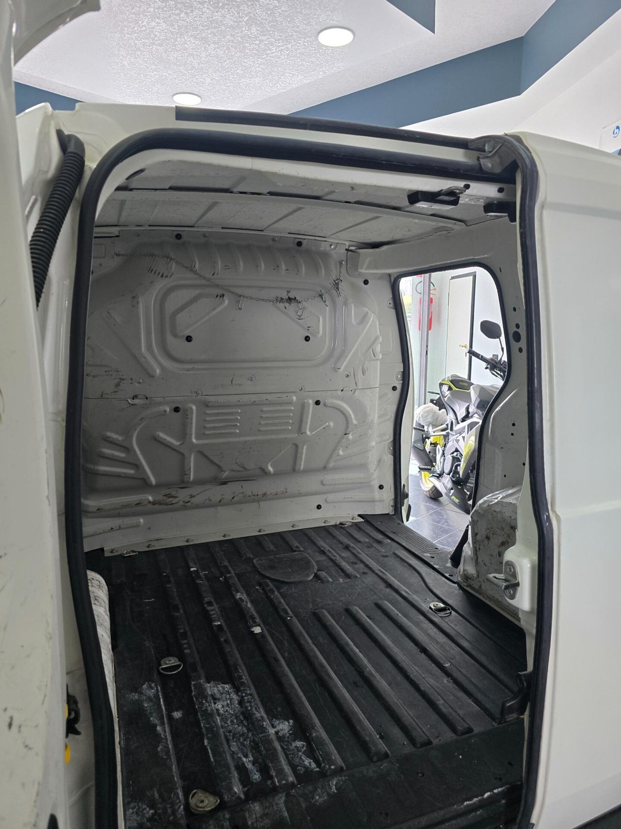 Fiat Fiorino 1.3 MJT 95CV Cargo Adventure