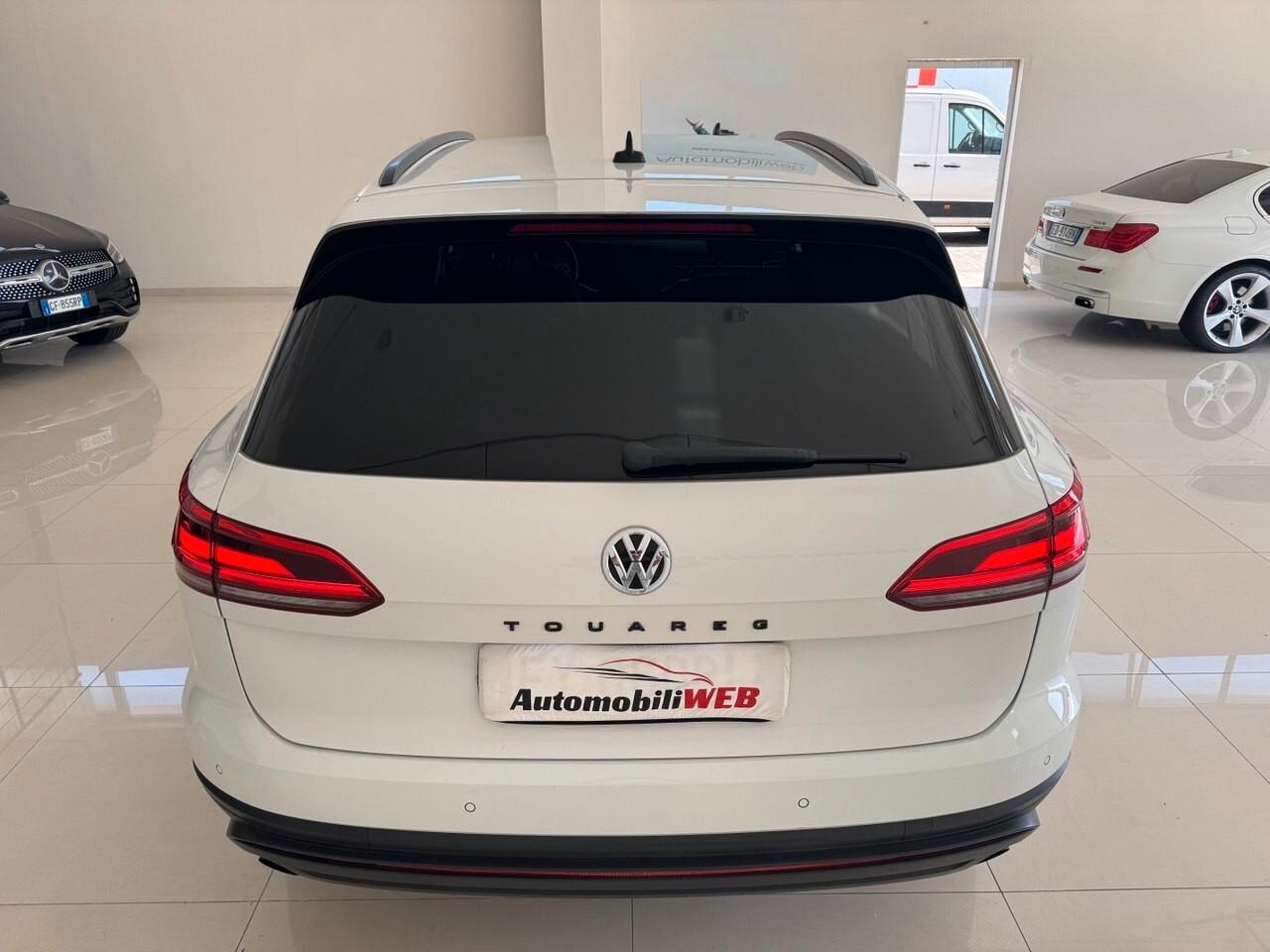 Volkswagen Touareg 3.0 V6 TDI SCR Black Style