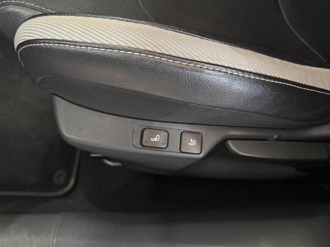 Citroen C4 Aircross DS4 1.6 eHDi 115 cv. NAVI-SEDILI MASSAGGIANTI