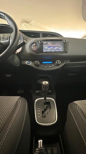 Toyota Yaris 1.5 Hybrid 5 porte Cool
