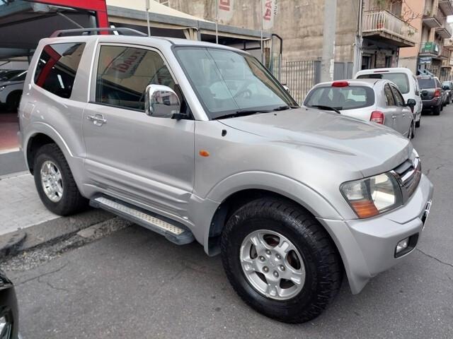 Mitsubishi Pajero 3.2 16V DI-D 3p. GLS