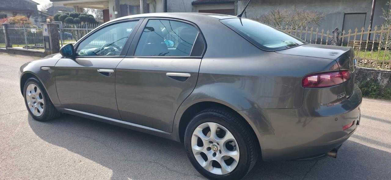 Alfa Romeo 159 1.9 JTDm Distinctive neop diesel