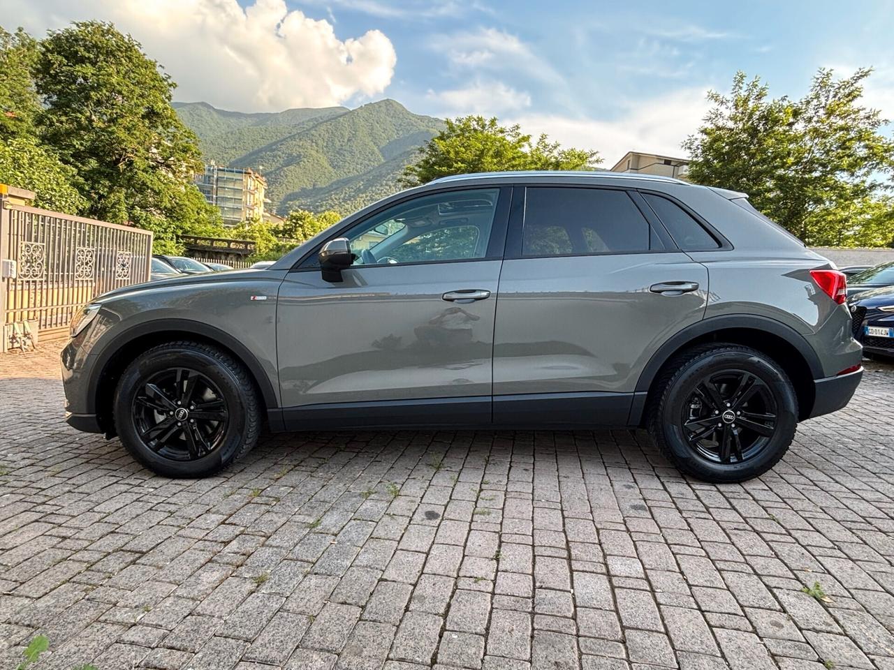Audi Q3 35 TDI S tronic 150 CV S-LINE TETTO- - MY 22