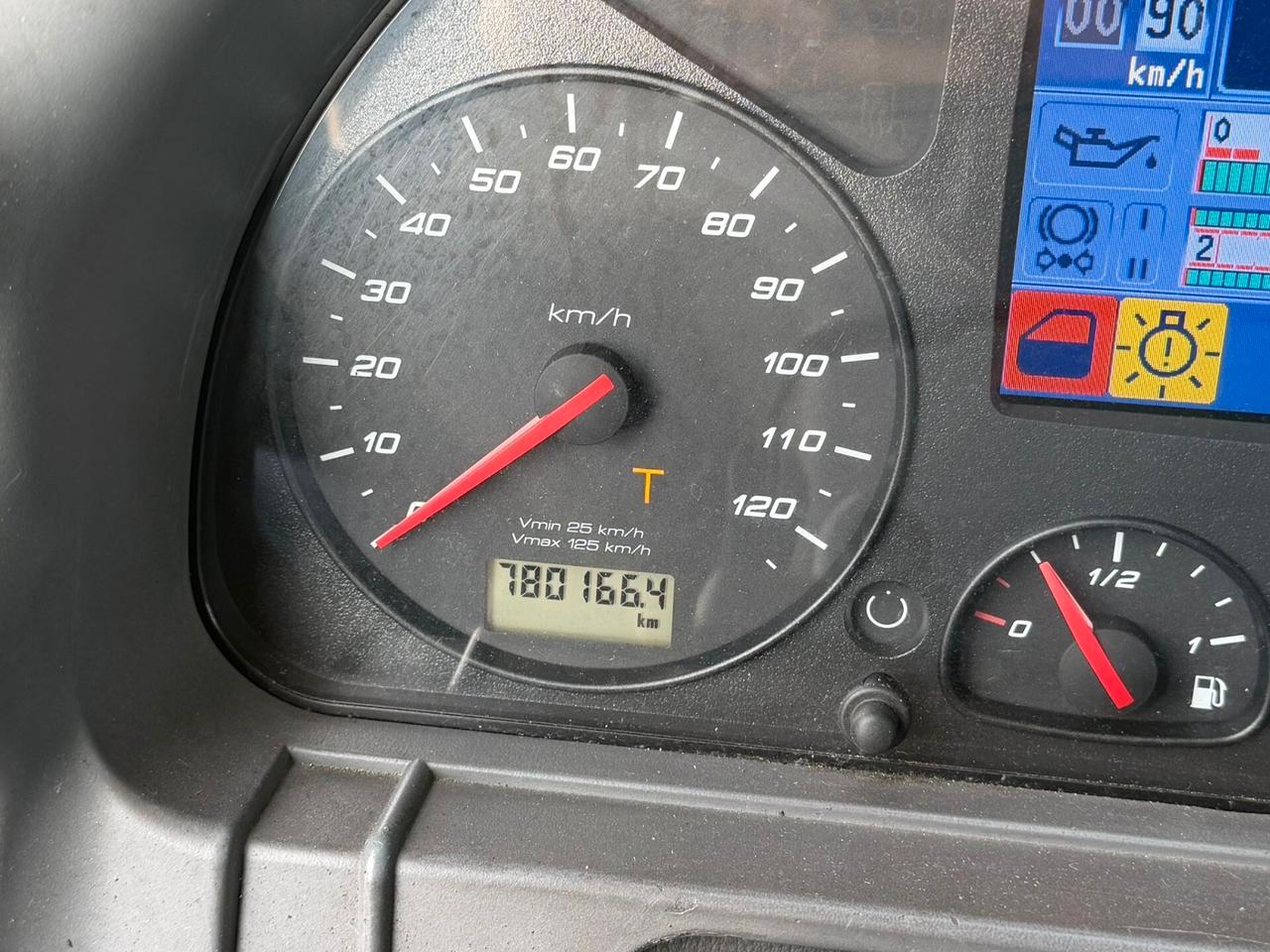 IVECO STRALIS 260s48 CENTINATO