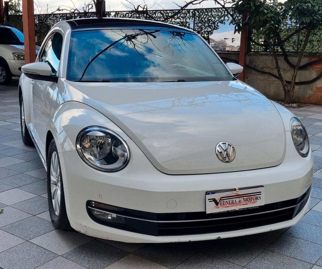 Volkswagen Maggiolino 1.6 TDI Design tetto navi