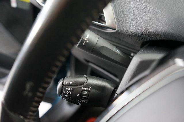 PEUGEOT 5008 BlueHDi 130 S&S Business 7 POSTI
