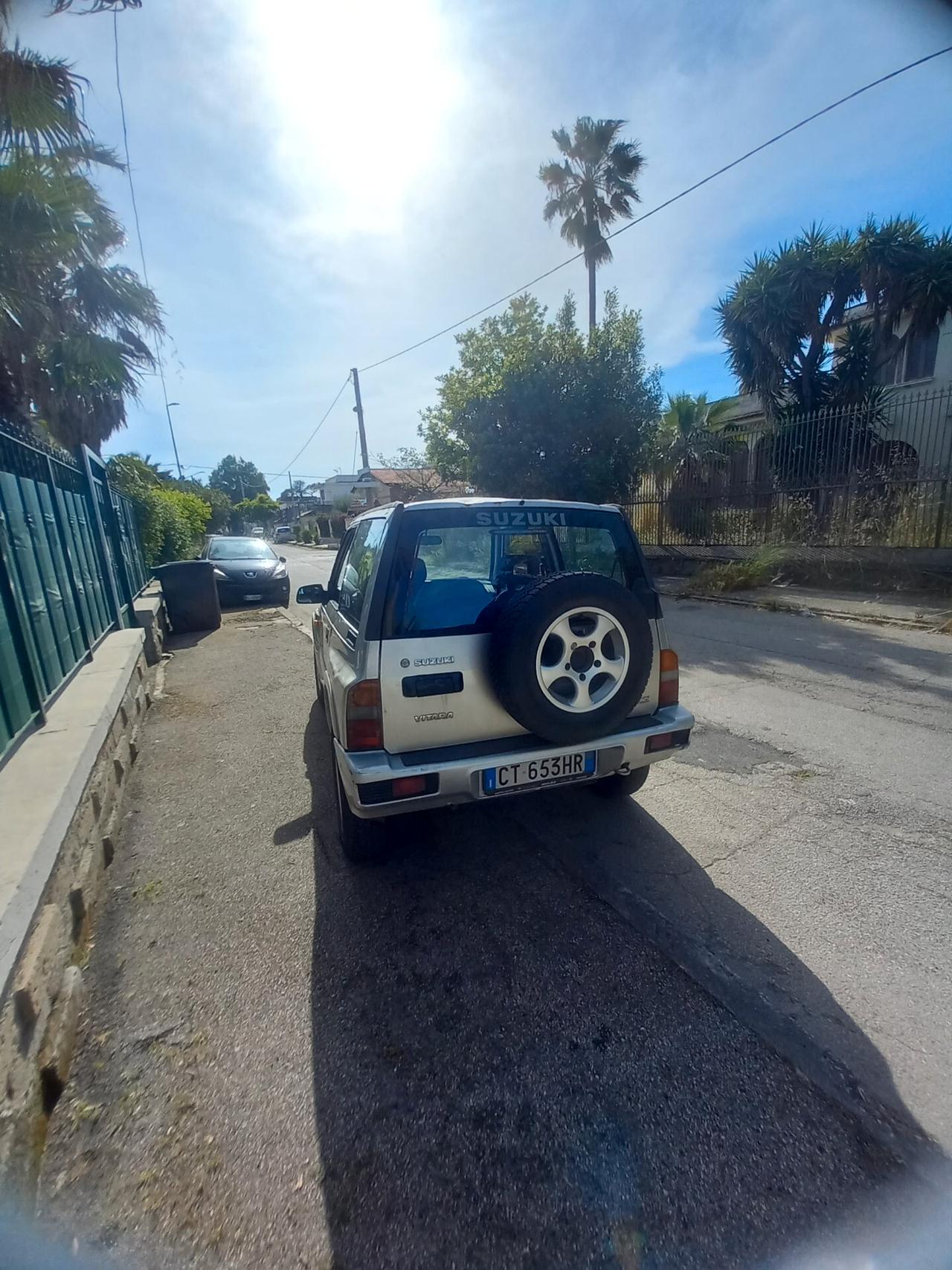Suzuki Grand Vitara 2.0 turbodiesel 16V 4X4 3 porte