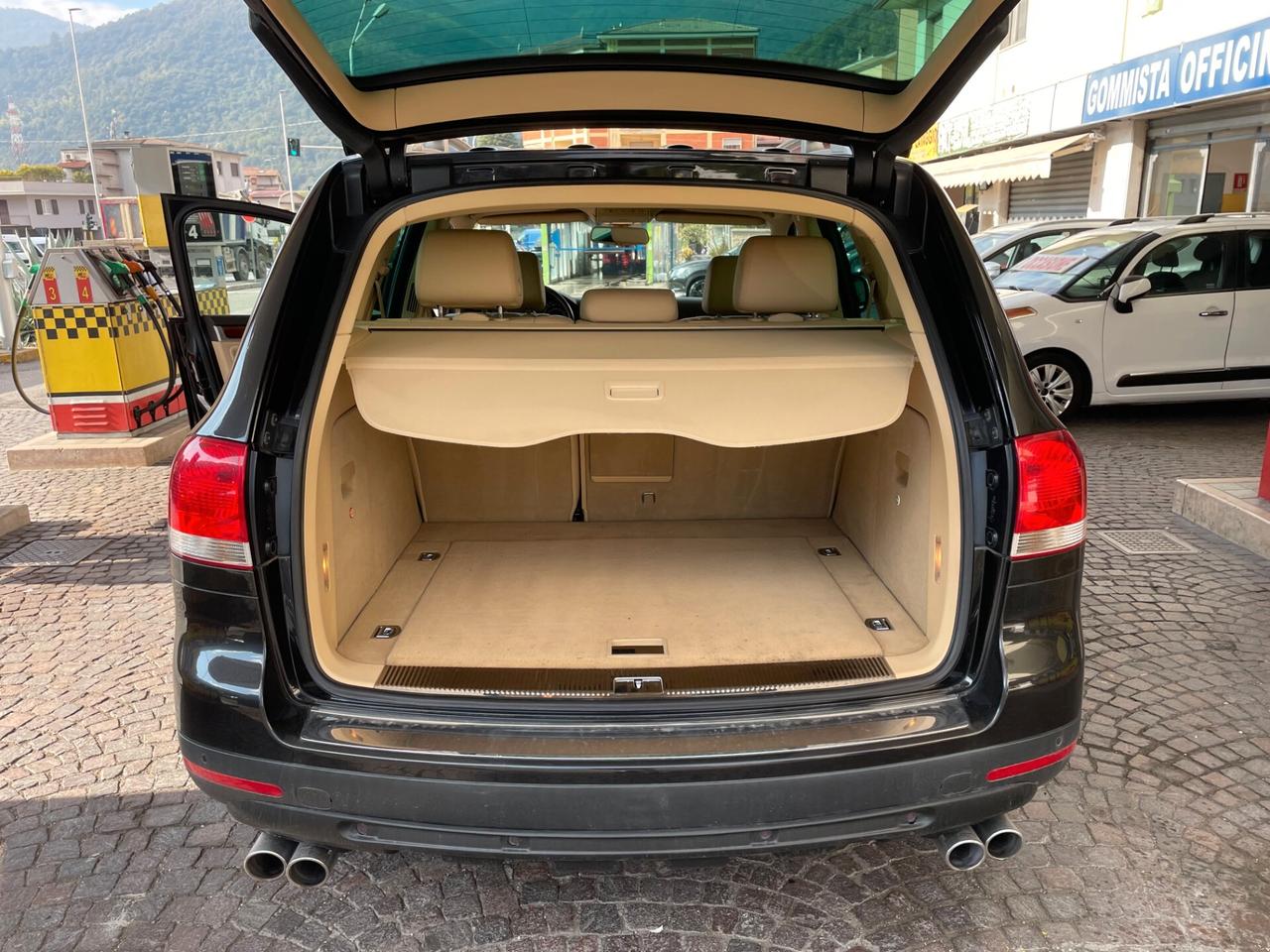 Volkswagen Touareg 3.0 V6 TDI DPF tiptronic Exclusive