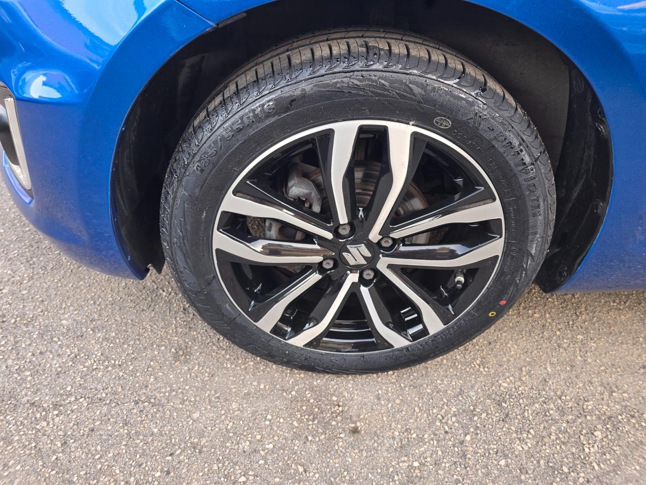 Suzuki Swift 1.2 VVT GPL 5 porte B-Cool Bi-Color