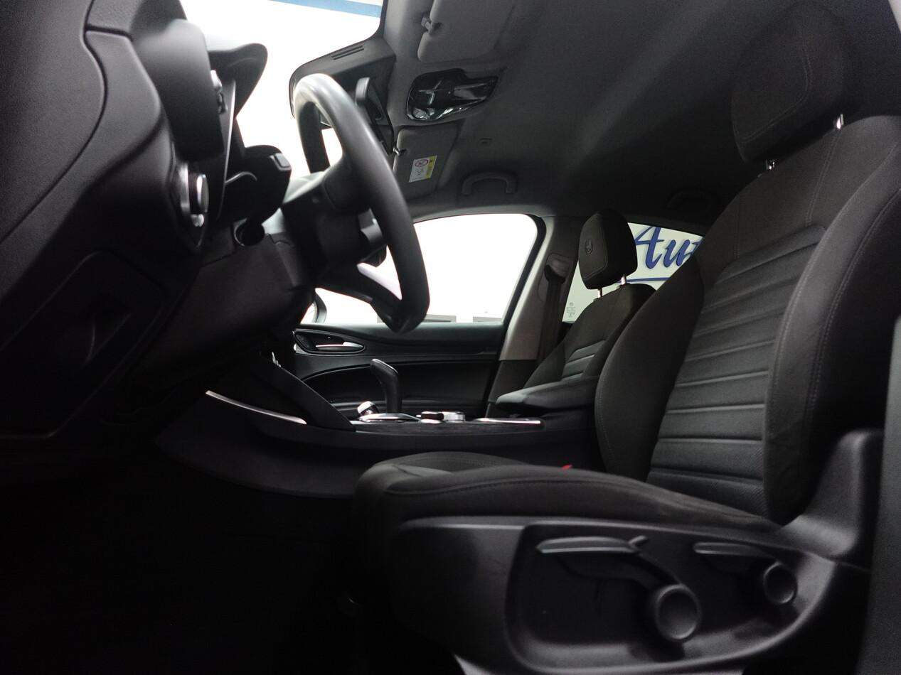 Alfa Romeo Stelvio 2.2 MJT 160 CV AT8 RW BUSINESS